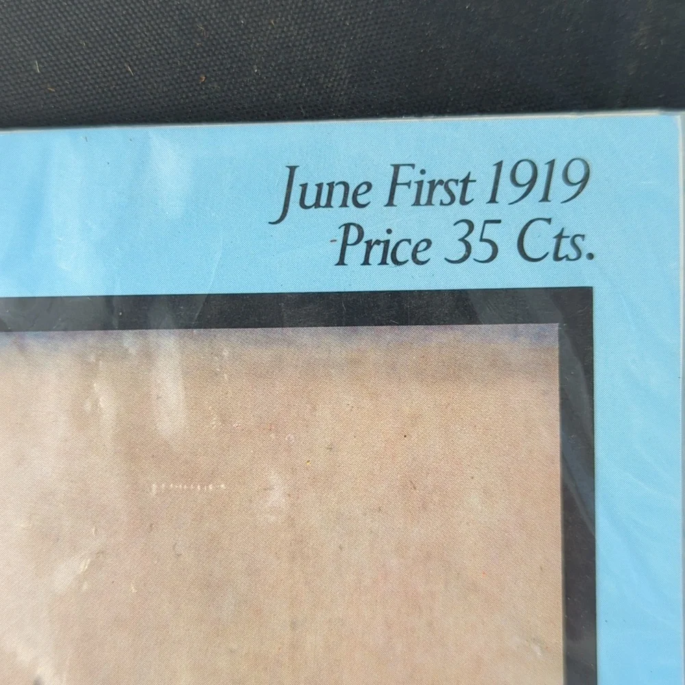 Vogue June First, 1919 Magazine Cover - Picture 3 of 4